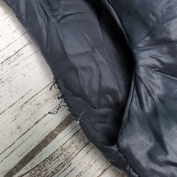 The North Face Womens Medium 1996 Retro Nuptse Vest with 700-fill - Picture 7 of 11